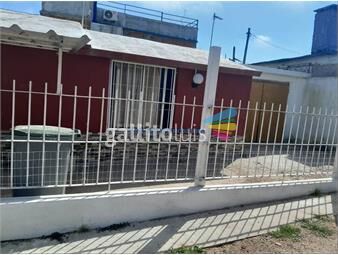 https://www.gallito.com.uy/casa-de-tres-dormitorios-en-santa-catalina-inmuebles-26257601