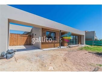 https://www.gallito.com.uy/se-vende-casa-a-estrenar-en-mirador-de-la-tahona-inmuebles-26228924