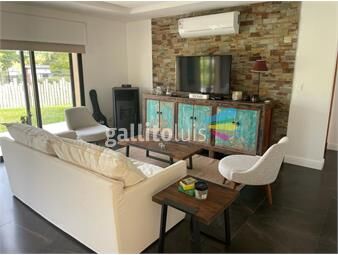 https://www.gallito.com.uy/alquiler-de-casa-de-3-dormitorios-con-piscina-marly-inmuebles-24506825