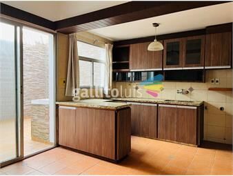 https://www.gallito.com.uy/casa-en-alquiler-en-parque-rodo-de-dos-dormitorios-con-patio-inmuebles-26287838