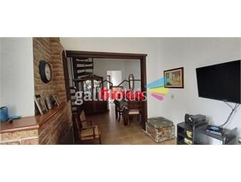 https://www.gallito.com.uy/casa-de-4-dormitorios-con-garaje-y-patio-sobre-gral-luna-inmuebles-26096211