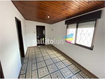 https://www.gallito.com.uy/casa-con-terreno-en-yaãez-pinzon-esq-zubillaga-inmuebles-26288321