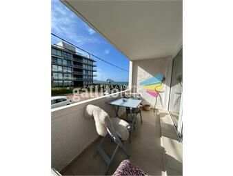 https://www.gallito.com.uy/apartamento-en-venta-de-3-dormitorios-en-primera-linea-de-p-inmuebles-26279057