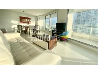 https://www.gallito.com.uy/apartamento-en-venta-de-3-dormitorios-en-season-tower-punt-inmuebles-24662472