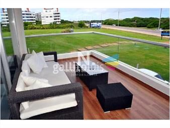 https://www.gallito.com.uy/apartamento-en-brava-3-dormitorios-inmuebles-25035233