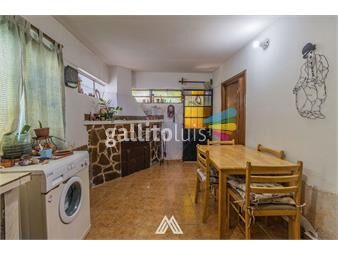 https://www.gallito.com.uy/venta-de-dos-casas-en-la-teja-garage-y-fondo-inmuebles-26319375