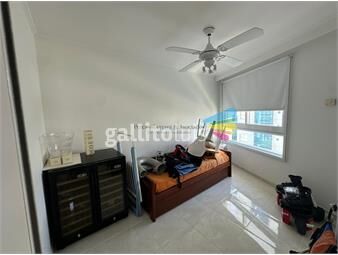 https://www.gallito.com.uy/venta-apartamento-3-dm-y-servicio-playa-mansa-inmuebles-26325733