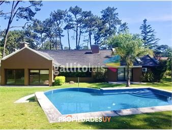 https://www.gallito.com.uy/excelente-casa-de-4-dormitorios-piscina-y-parrillero-en-sa-inmuebles-25968205