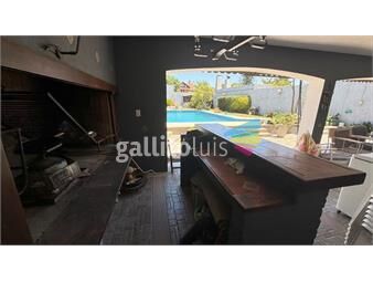 https://www.gallito.com.uy/venta-de-residencia-4-dormitorios-proximo-a-rambla-inmuebles-26356900