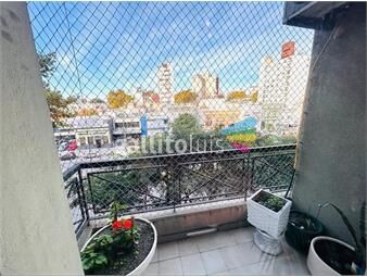 https://www.gallito.com.uy/venta-apartamento-sobre-br-artigas-3-dormitorios-2-baños-inmuebles-26373696