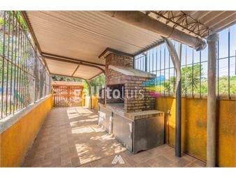 https://www.gallito.com.uy/venta-casa-peñarol-2-dormitorios-parrillero-garaje-inmuebles-26212147