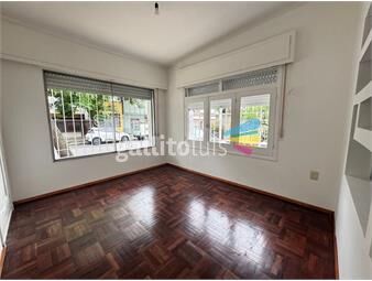 https://www.gallito.com.uy/alquiler-casa-2-dormitorios-y-patio-en-pocitos-inmuebles-26380831