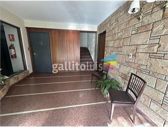 https://www.gallito.com.uy/venta-apartamento-3-dormitorios-y-servicio-garage-pocitos-inmuebles-26391967