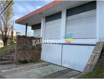 https://www.gallito.com.uy/casa-a-la-venta-en-las-delicias-tres-dormitorios-dos-baños-inmuebles-25166682