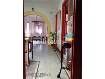 https://www.gallito.com.uy/casa-mas-local-en-venta-3-dormitorios-3-baã±os-y-azotea-e-inmuebles-24631933