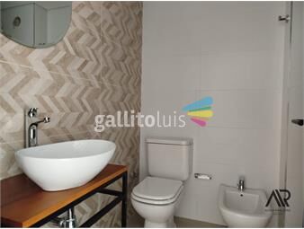 https://www.gallito.com.uy/apartamento-en-venta-de-1-dormitorio-en-puerto-buceo-inmuebles-26411183