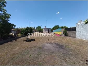 https://www.gallito.com.uy/casa-en-venta-con-amplio-terreno-inmuebles-26421759