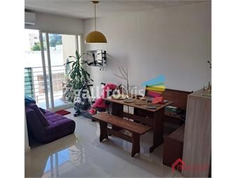 https://www.gallito.com.uy/venta-apartamento-1-dormitorio-y-terraza-en-centro-con-renta-inmuebles-26406945