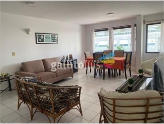 https://www.gallito.com.uy/apartamento-en-peninsula-3-dormitorios-con-garage-inmuebles-24668121