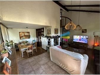 https://www.gallito.com.uy/casatroja-venta-de-casa-en-punta-gorda-inmuebles-26448736