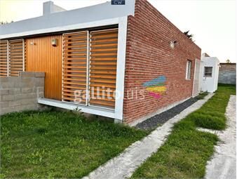 https://www.gallito.com.uy/venta-casa-lagomar-norte-3-dor-2-baños-a-estrenar-inmuebles-21461136