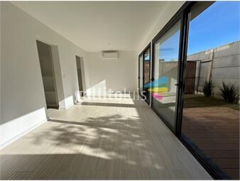 https://www.gallito.com.uy/venta-casa-de-2-dormitorios-2-cocheras-en-ozaka-carrasco-inmuebles-25514485