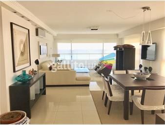 https://www.gallito.com.uy/apartamento-en-venta-de-3-dormitorios-en-torre-lobos-punta-inmuebles-25595900