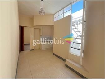 https://www.gallito.com.uy/venta-de-apartamento-en-la-comercial-renta-anual-783-inmuebles-26464034