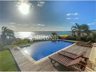 https://www.gallito.com.uy/casa-de-4-dormitorios-en-lomo-de-la-ballena-punta-ballena-inmuebles-26463697