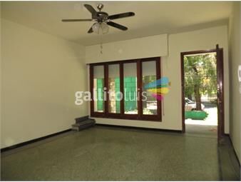 https://www.gallito.com.uy/alquiler-la-teja-ph-de-bajos-2-dorm-sin-ggcc-inmuebles-26482994