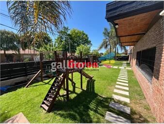 https://www.gallito.com.uy/hermosa-casa-en-carrasco-sur-a-metros-de-avitalia-inmuebles-26325351