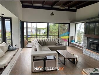 https://www.gallito.com.uy/venta-casa-de-3-dormitorios-en-montoya-punta-del-este-con-p-inmuebles-26487427