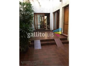 https://www.gallito.com.uy/casa-en-venta-con-renta-3-dormitorios-4-baã±os-cochera-inmuebles-24570828