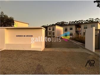 https://www.gallito.com.uy/departamento-con-jardin-en-barrio-cerrado-jerdines-de-lu-inmuebles-26493578