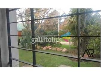 https://www.gallito.com.uy/casa-en-venta-de-3-dormitorios-c-cochera-en-el-pinar-inmuebles-26493853