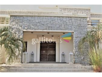 https://www.gallito.com.uy/casa-manantiales-inmuebles-25618423