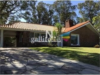 https://www.gallito.com.uy/vende-casa-en-pinares-cercania-a-la-playa-de-3-dormitorios-inmuebles-26522782