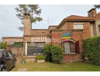 https://www.gallito.com.uy/venta-de-casa-3-dor-cochera-parrillero-en-el-pinar-inmuebles-25058549