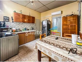 https://www.gallito.com.uy/venta-casa-3-dormitorios-en-pocitos-nuevo-a-metros-del-w-inmuebles-26527471