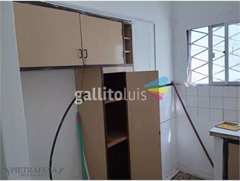 https://www.gallito.com.uy/casa-mas-2-aptos-con-renta-5-dormitorios-cochera-nuevo-pa-inmuebles-26574458