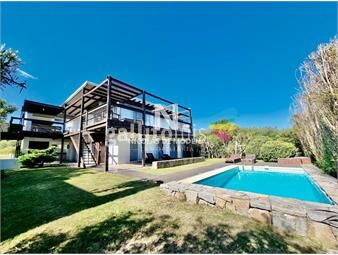 https://www.gallito.com.uy/precioso-chalet-en-venta-punta-piedras-en-el-chorro-inmuebles-25034907