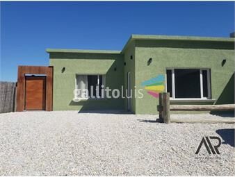 https://www.gallito.com.uy/casa-3-dormitorios-en-venta-en-parque-burnett-inmuebles-26493442