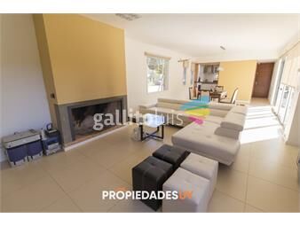 https://www.gallito.com.uy/impecable-casa-de-3-dorm-inmuebles-25716699