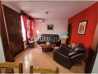 https://www.gallito.com.uy/excelente-casa-con-amplias-comodidades-zona-barrial-tranq-inmuebles-24440572