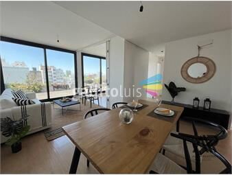 https://www.gallito.com.uy/venta-apartamento-penthouse-de-2-dormitorios-2-baños-y-inmuebles-26493839