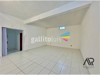 https://www.gallito.com.uy/venta-casa-3-dormitorios-y-garaje-la-teja-con-renta-inmuebles-26494396