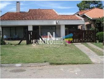 https://www.gallito.com.uy/lindo-chalet-de-4-dormitorios-a-2-cuadras-del-mar-inmuebles-25034664