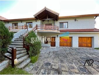 https://www.gallito.com.uy/venta-espectacular-casa-estilo-chacra-en-playa-mansa-pun-inmuebles-26494592