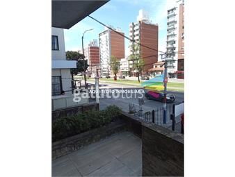 https://www.gallito.com.uy/venta-casa-mas-apto-parque-batlle-inmuebles-26609801