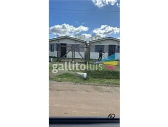 https://www.gallito.com.uy/venta-4-casas-de-uno-y-dos-dormitorios-padron-unico-con-inmuebles-26493535